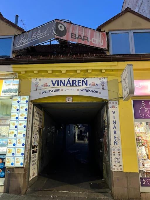 Bada Bing Plaza Lejlighed Bratislava Eksteriør billede